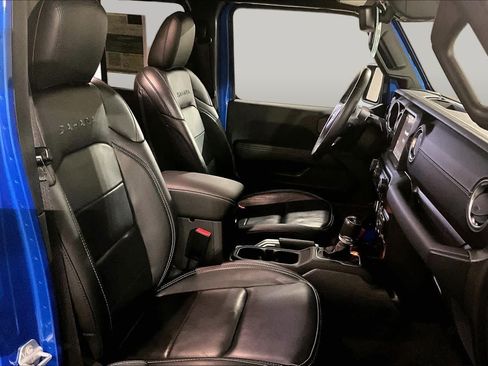 Used 2021 Jeep Wrangler Unlimited Sahara AWD/4WD image 7