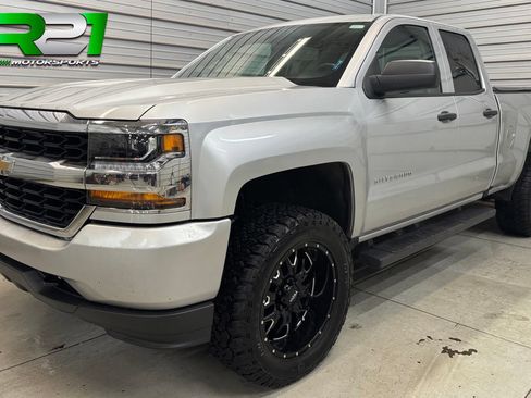 Used 2019 Chevrolet Silverado 1500 W/T w/ WT Convenience Package AWD/4WD image 1