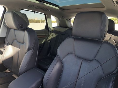 Certified 2023 Audi Q5 2.0T Premium Plus w/ Premium Plus Package image 17