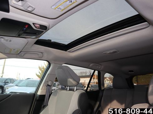 Used 2023 Subaru Outback Premium image 16