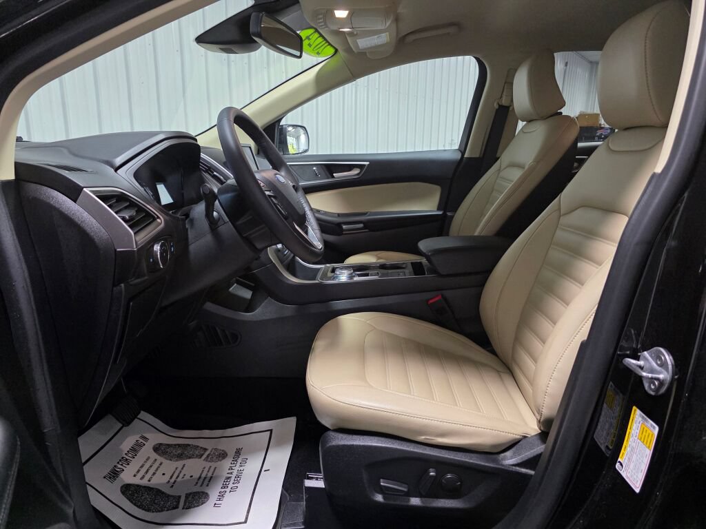 Used 2024 Ford Edge SEL w/ Convenience Package AWD/4WD image 9
