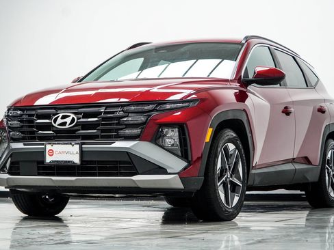 Used 2025 Hyundai Tucson SEL FWD image 9