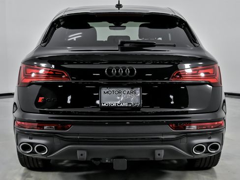 Used 2024 Audi SQ5 Premium Plus image 11