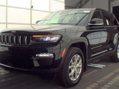Used 2023 Jeep Grand Cherokee Limited w/ Luxury Tech Group II