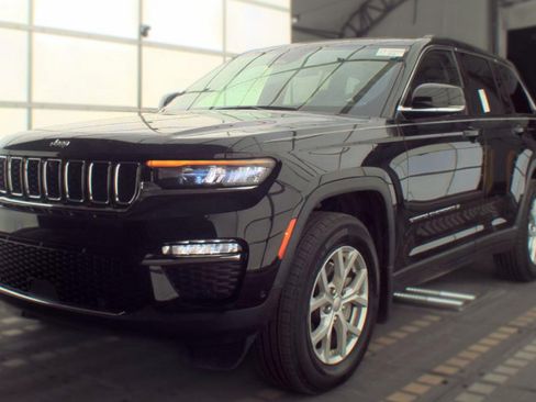 Used 2023 Jeep Grand Cherokee Limited w/ Luxury Tech Group II RWD image 1