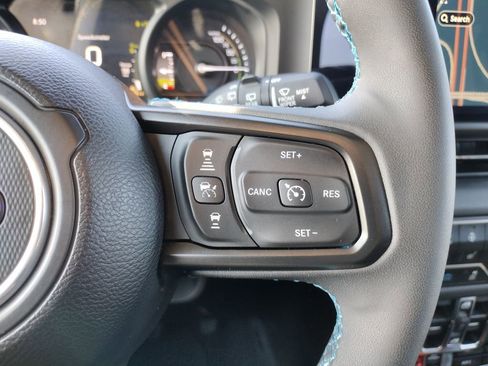 Used 2024 Jeep Wrangler Unlimited Rubicon 4xe w/ Technology Group AWD/4WD image 29