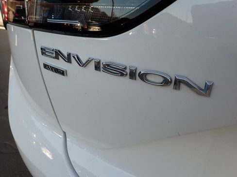 Certified 2022 Buick Envision Avenir w/ Technology Package II image 5