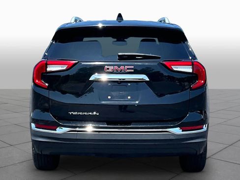 Used 2023 GMC Terrain SLT FWD image 4