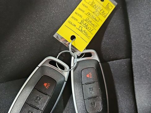 Certified 2025 Nissan Rogue S AWD/4WD image 29