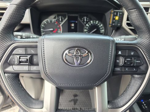 Used 2025 Toyota Tundra SR5 w/ SR5 Premium Package RWD image 31