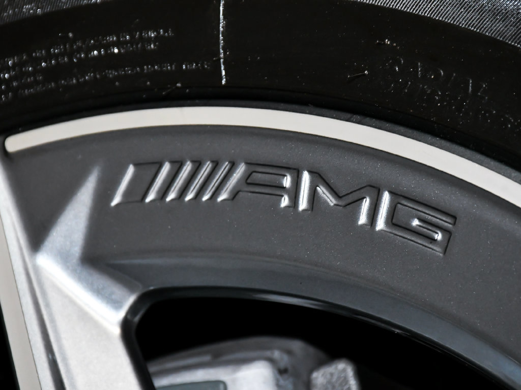 Used 2022 Mercedes-Benz S 500 4MATIC w/ AMG Line Package image 93