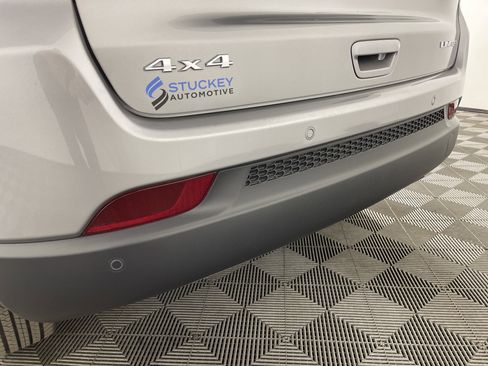 Used 2022 Jeep Compass Limited image 6