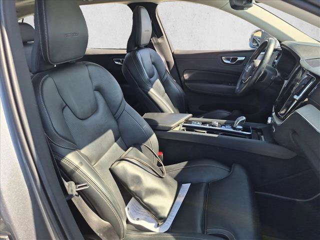Used 2019 Volvo XC60 T8 Inscription w/ Advanced Package AWD/4WD image 13