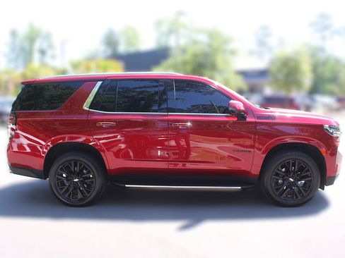 Used 2023 Chevrolet Tahoe High Country RWD image 15