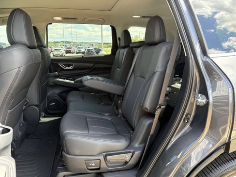 New 2026 Subaru Ascent Limited AWD/4WD image 32