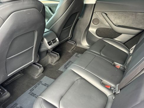 Used 2023 Tesla Model Y Long Range image 13