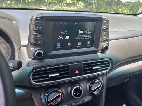 Used 2020 Hyundai Kona SE FWD image 7