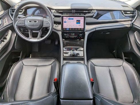 Used 2024 Jeep Grand Cherokee Limited 4xe AWD/4WD image 16