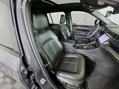 Used 2024 Jeep Grand Cherokee Limited 4xe w/ Luxury Tech Group II image 33