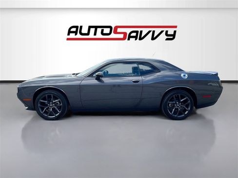 Used 2023 Dodge Challenger SXT w/ Blacktop Package image 4