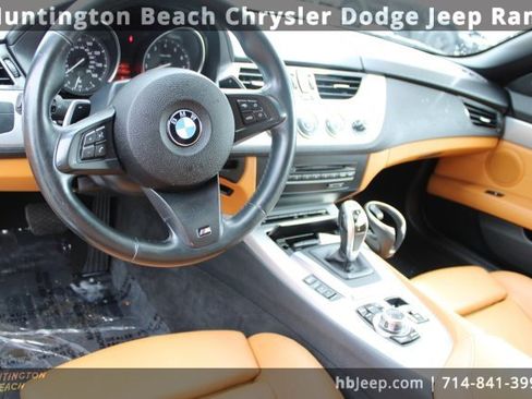 Used 2015 BMW Z4 sDrive35i image 12