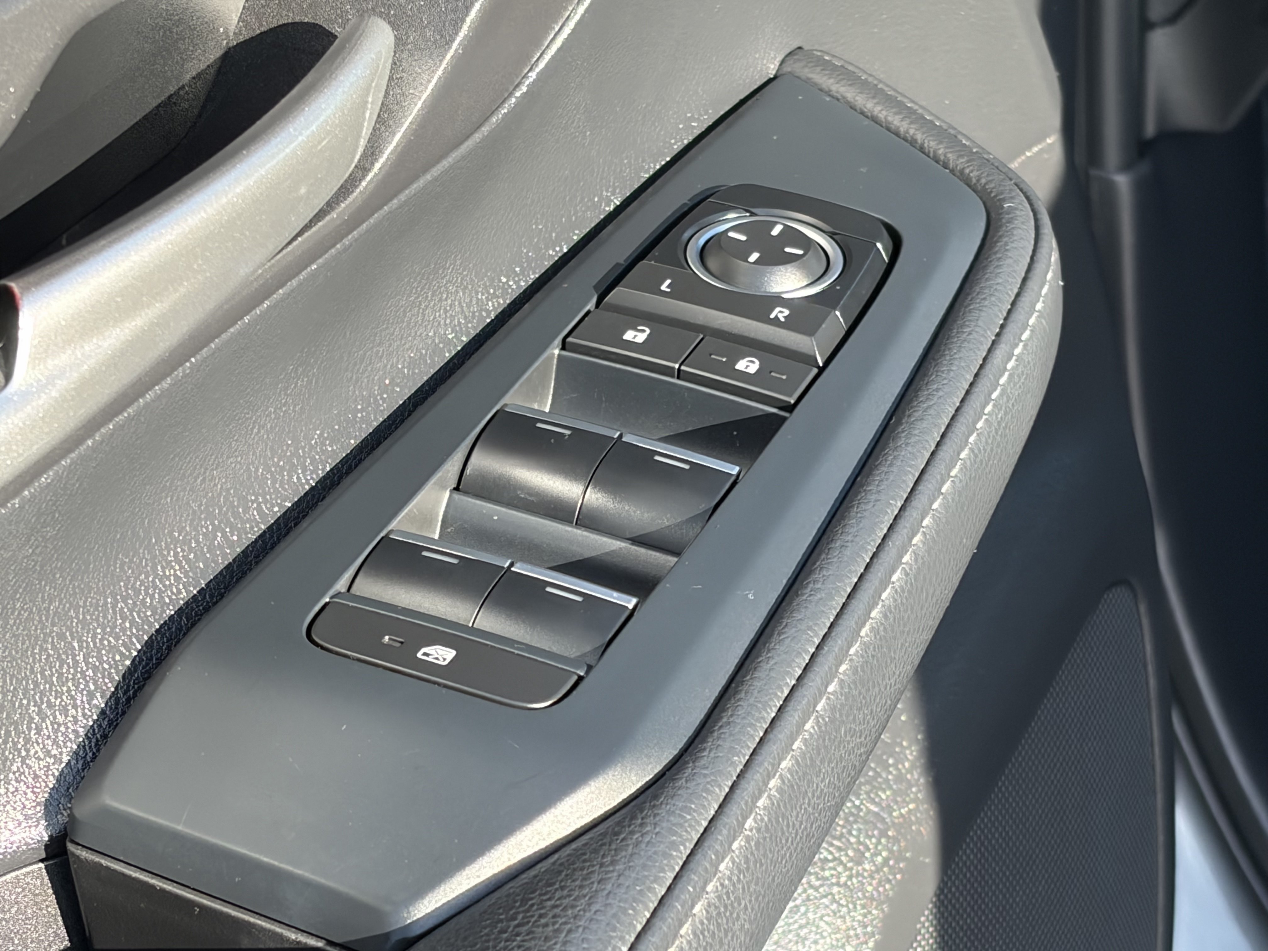 Certified 2025 Toyota Grand Highlander AWD image 29