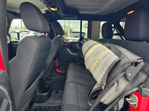 Used 2012 Jeep Wrangler Unlimited Sport image 20