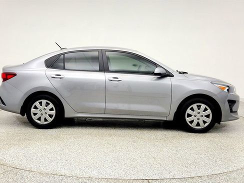 Used 2023 Kia Rio S image 4