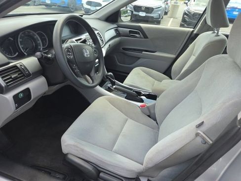 Used 2013 Honda Accord LX image 14