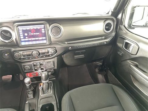 Used 2023 Jeep Wrangler Unlimited Rubicon 4xe image 25