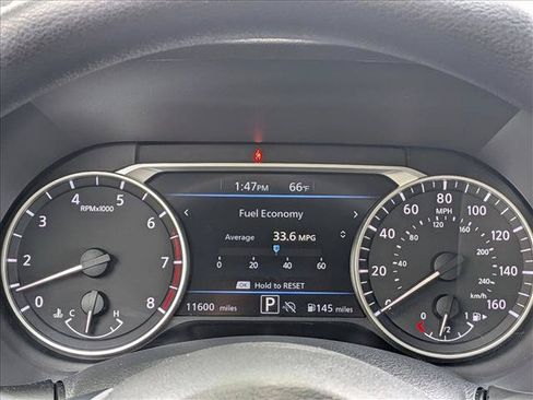Used 2025 Nissan Sentra SV FWD image 11