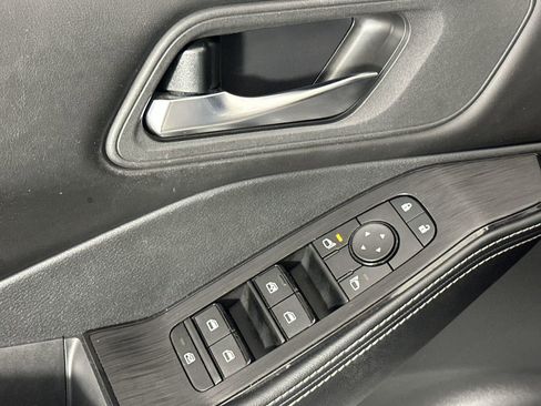 Certified 2024 Nissan Rogue SV image 13