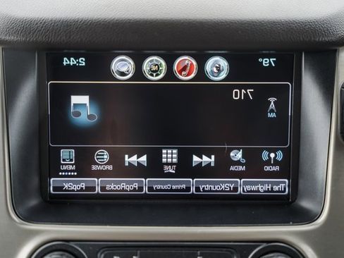 Used 2018 GMC Yukon Denali image 24