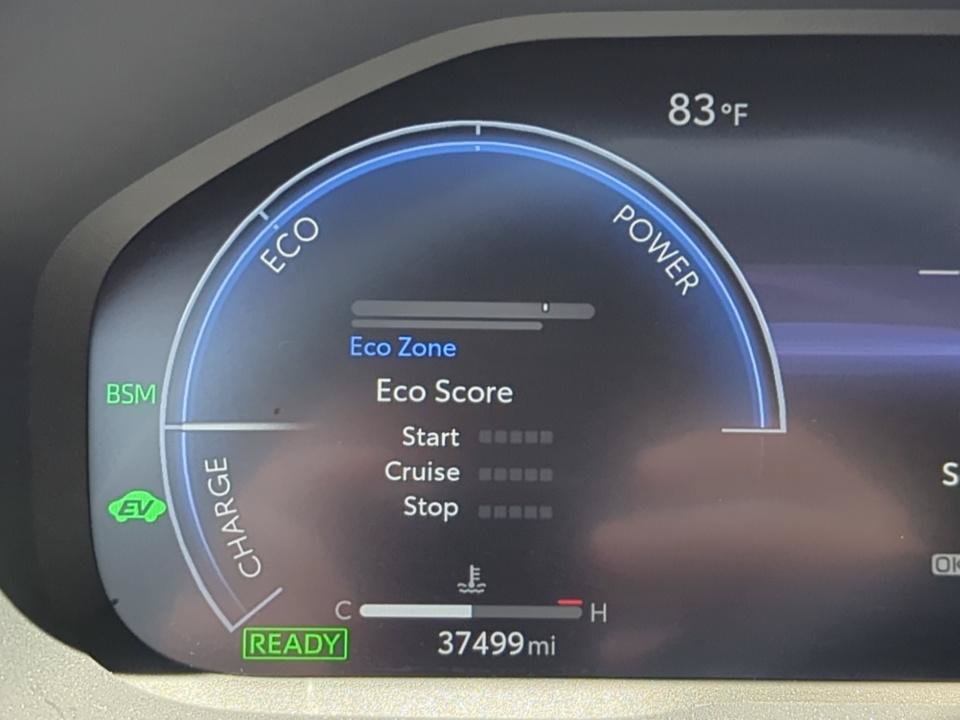 Used 2023 Toyota RAV4 Limited AWD/4WD image 30