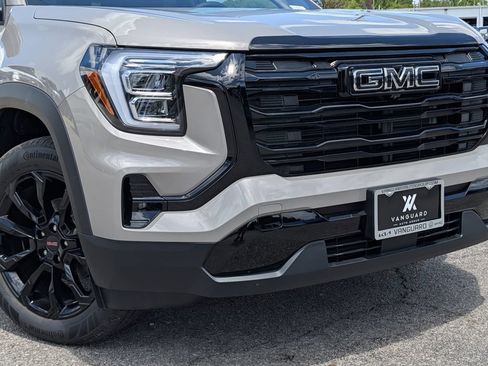 New 2027 GMC Terrain Elevation w/ Elevation Premium Package FWD image 10