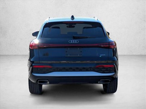 New 2025 Audi Q5 Premium image 8