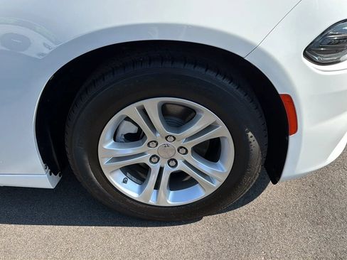 Used 2022 Dodge Charger SXT RWD image 13