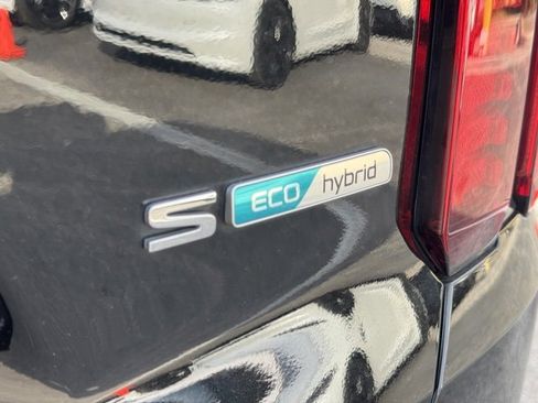 Certified 2021 Kia Sorento S image 7