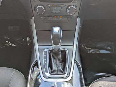 Used 2016 Ford Edge SEL w/ Cargo Accessory Package FWD image 19
