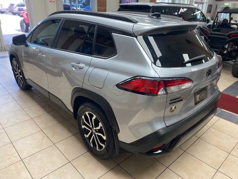 Used 2025 Toyota Corolla Cross AWD Hybrid image 3