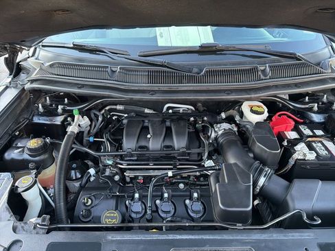 Used 2019 Ford Explorer Limited w/ Class III Trailer Tow Package image 26