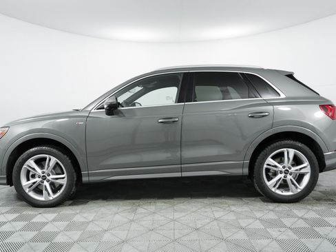 Certified 2024 Audi Q3 2.0T Premium image 4