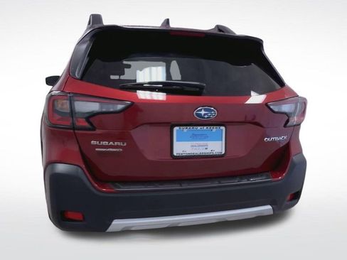 Used 2025 Subaru Outback Limited image 7