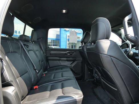 Used 2022 RAM 1500 Limited w/ Body Color Bumper Group AWD/4WD image 17