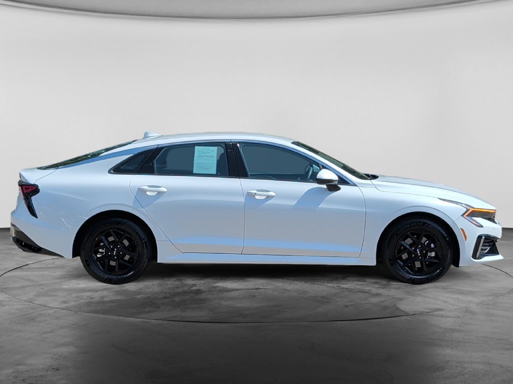 Used 2026 Kia K5 LXS FWD image 8