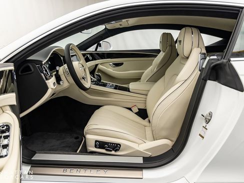 Used 2024 Bentley Continental GT image 12