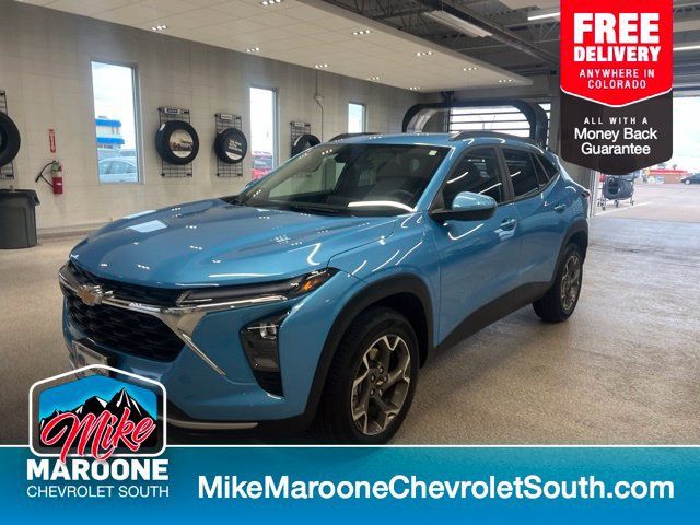 New 2026 Chevrolet Trax LT w/ Driver Confidence Package FWD image 1