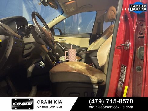 Used 2017 Hyundai Santa Fe Limited image 9