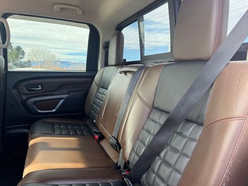 Used 2018 Nissan Titan Platinum Reserve image 7