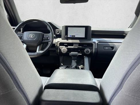 Certified 2025 Toyota 4Runner SR5 AWD/4WD image 22